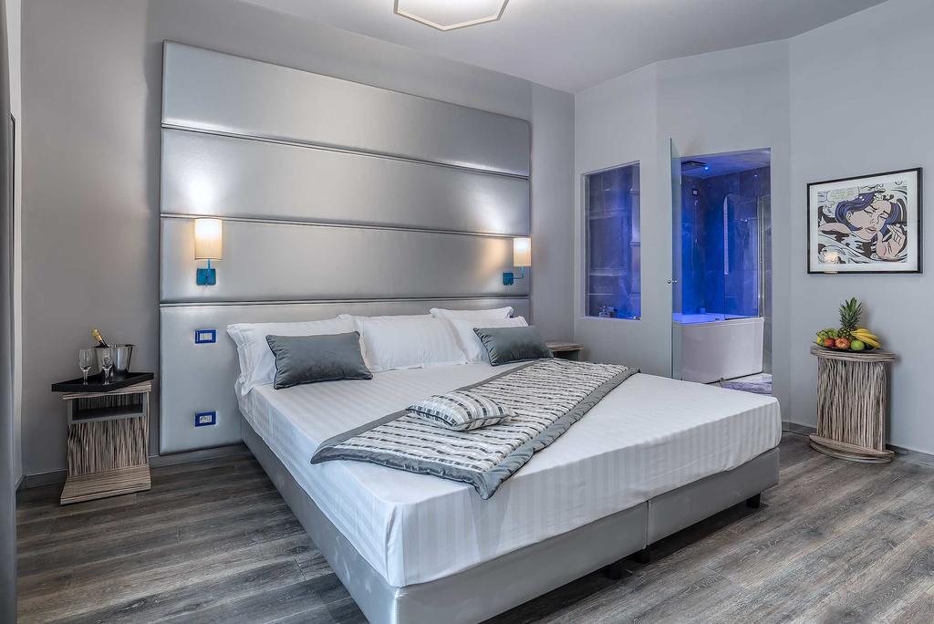 Colonna Suite Del Corso Gasthof 3*